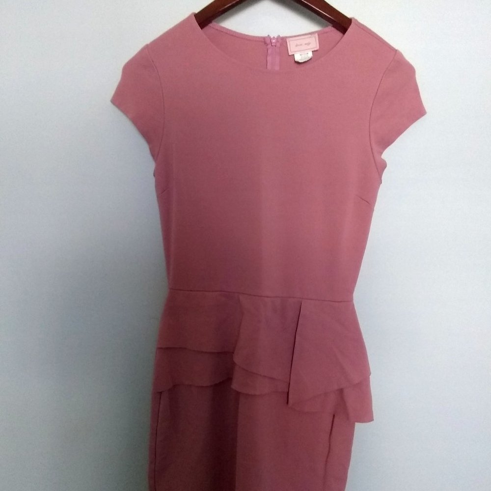 NWOT MSRP $118 Love...Ady Pink Knee Length Cap Sleeves Ruffle Medium Dress